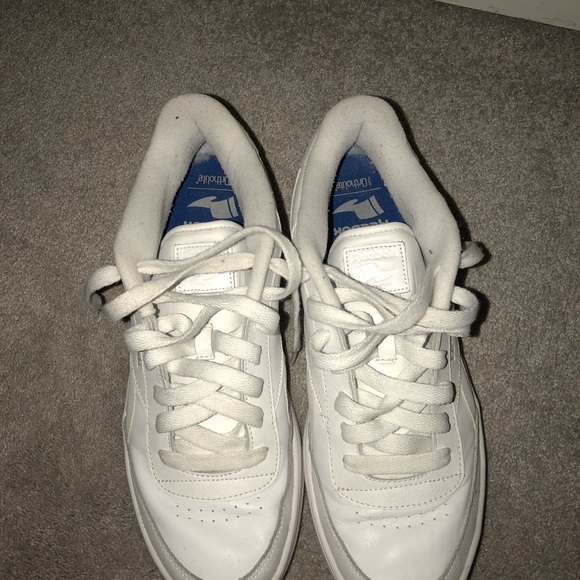 Reebok Classics - Picture 5 of 6